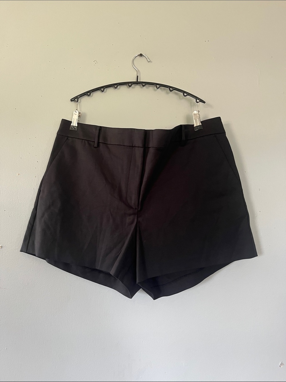 Woman’s LOFT Black Tailored Bermudas 16